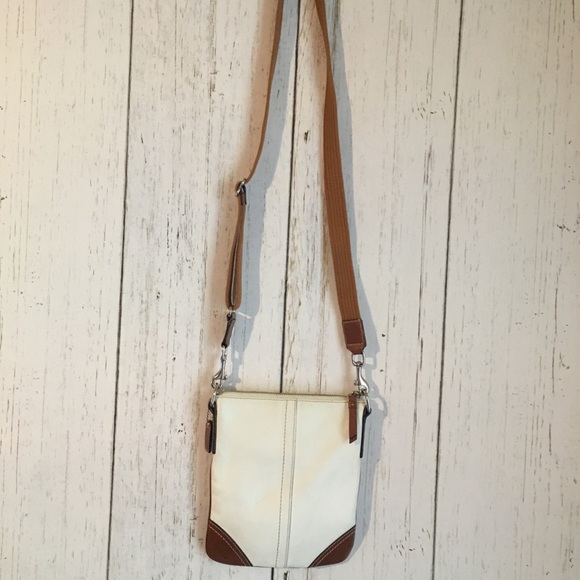 Cream/Chocolate Leather Crossbody Purse - Picture 3 of 6